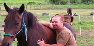 Játssz Te is a nyereményjátékkal és nyerj lócsontkovács kezelést!